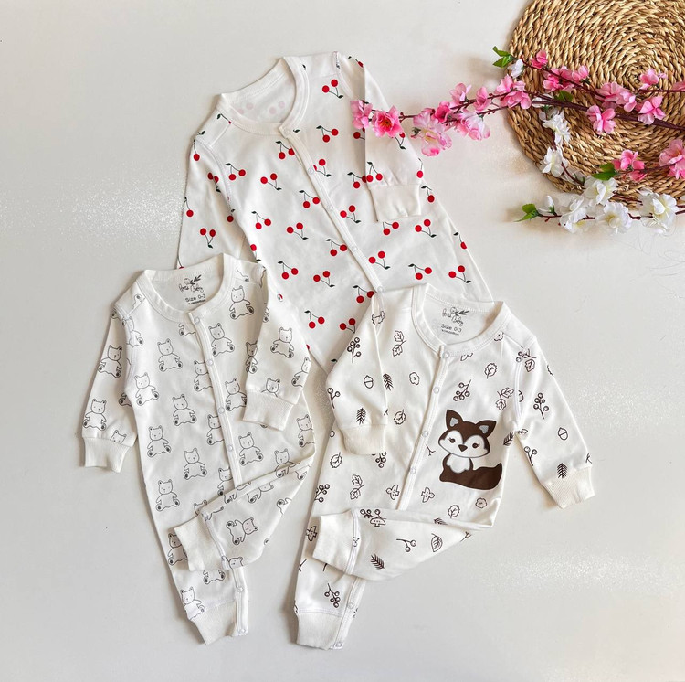 سرهمی دکمه دار برند pentibaby